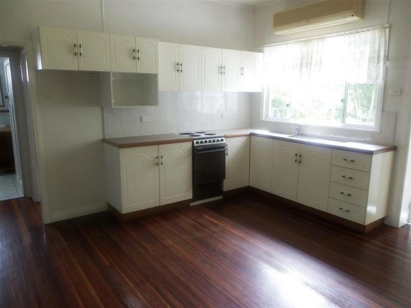 82 Gordon Street, Bowen QLD 4805