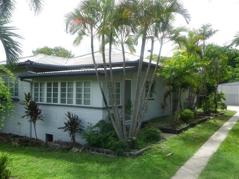 82 Gordon Street, Bowen QLD 4805