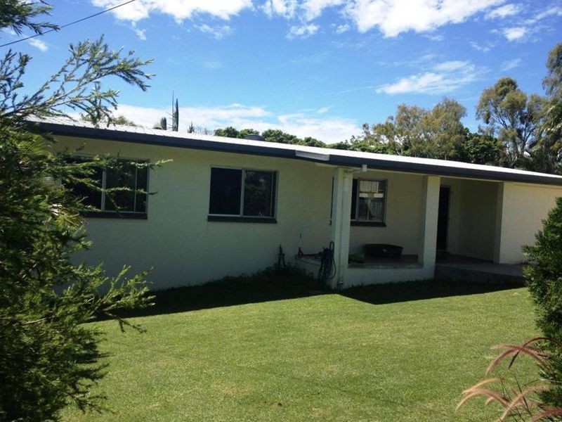 4 Sunset Crescent, Bowen QLD 4805