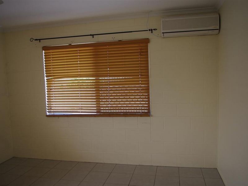 4 Sunset Crescent, Bowen QLD 4805