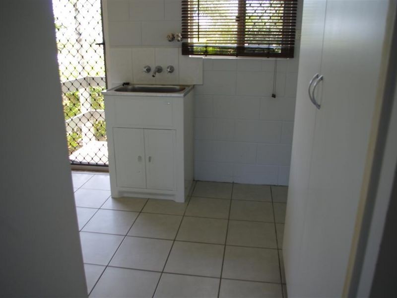 4 Sunset Crescent, Bowen QLD 4805