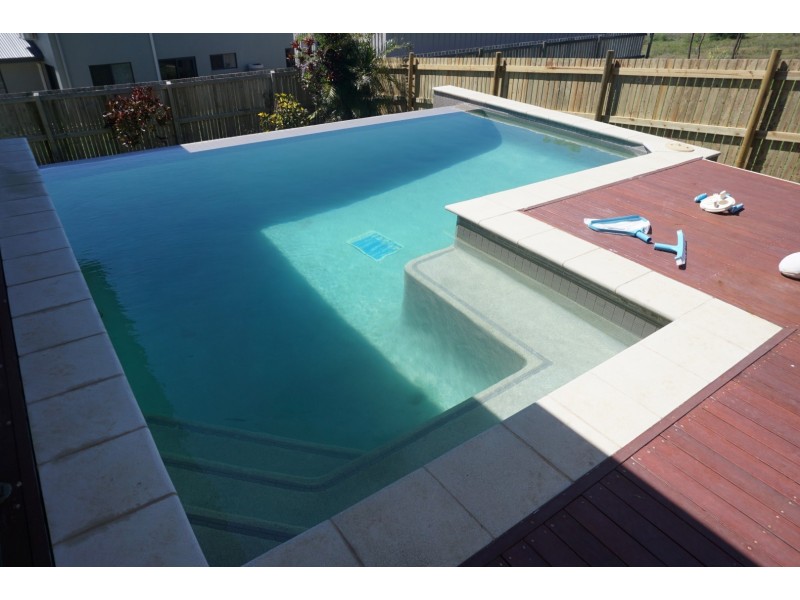 15 Seacove Crescent, Bowen QLD 4805