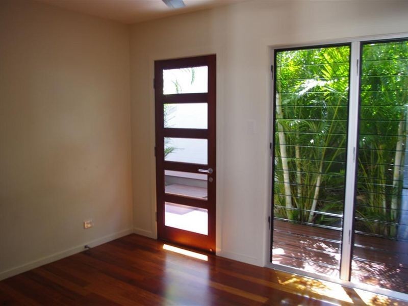 15 Seacove Crescent, Bowen QLD 4805