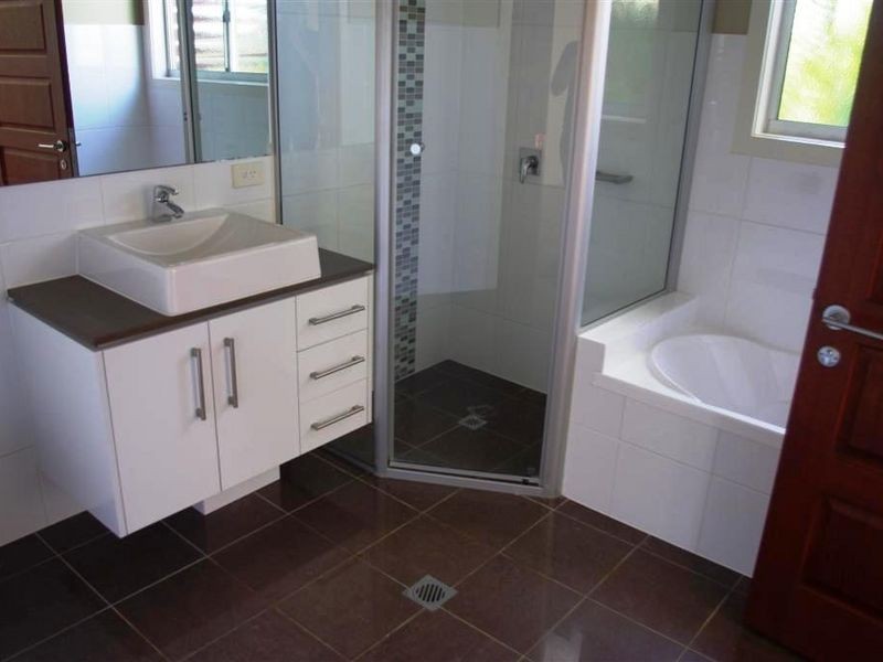 15 Seacove Crescent, Bowen QLD 4805