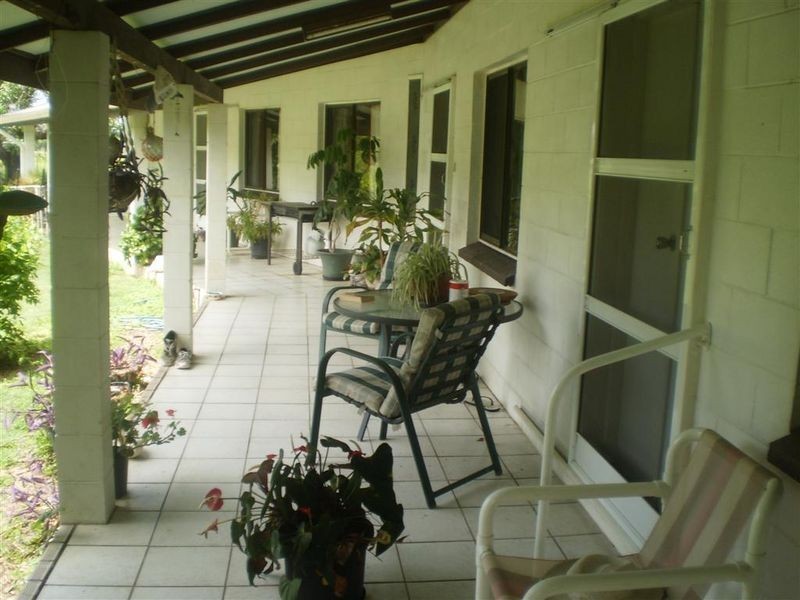 40 Inverdon Road, Bowen QLD 4805