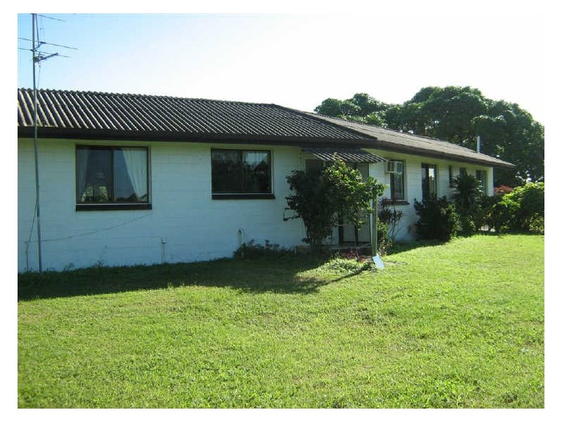 40 Inverdon Road, Bowen QLD 4805