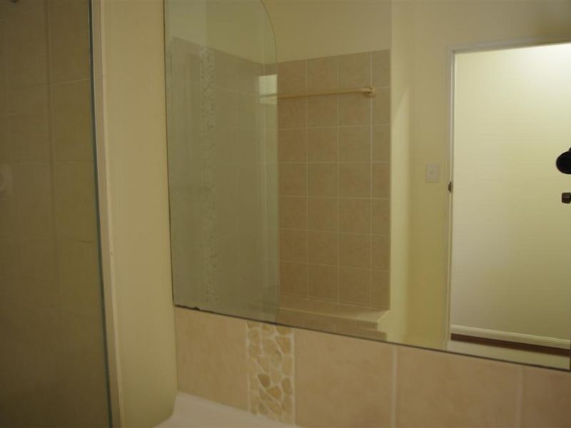 12 Rosshall Street, Bowen QLD 4805