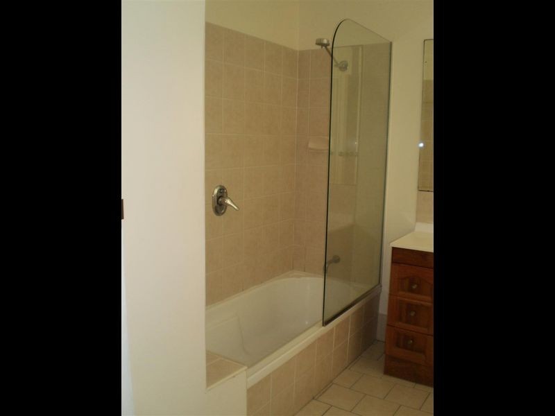 12 Rosshall Street, Bowen QLD 4805