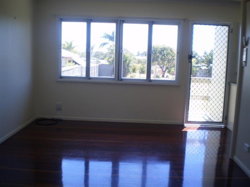 12 Rosshall Street, Bowen QLD 4805