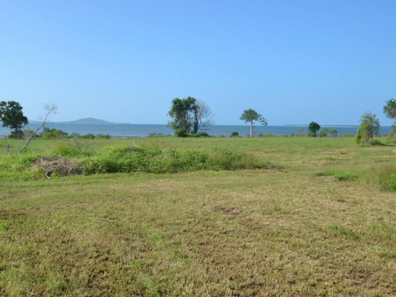 145 Ocean View Drive, Bowen QLD 4805