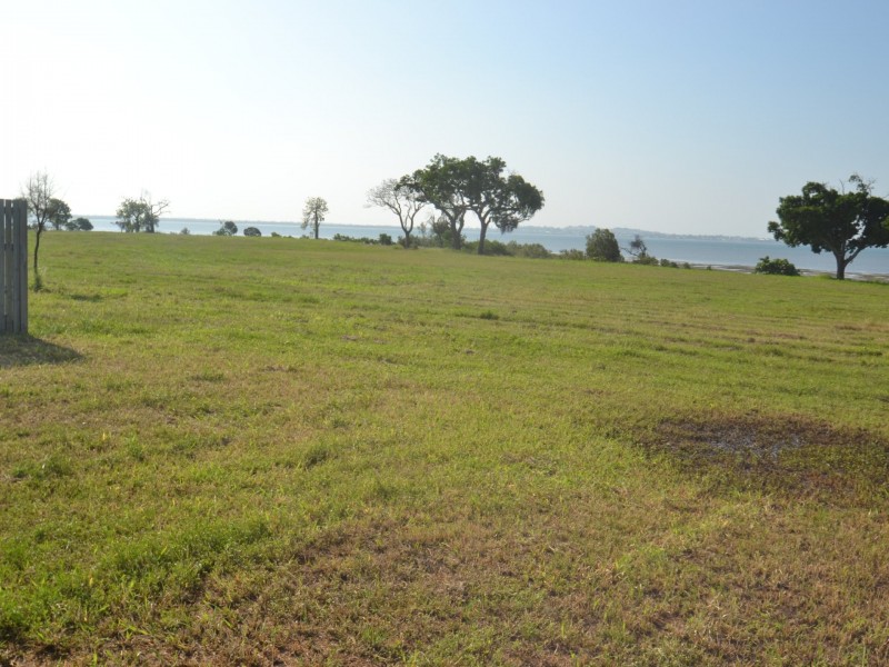 145 Ocean View Drive, Bowen QLD 4805