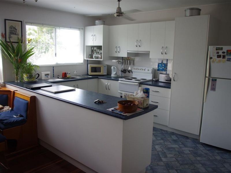 32 Thomas Street, Bowen QLD 4805