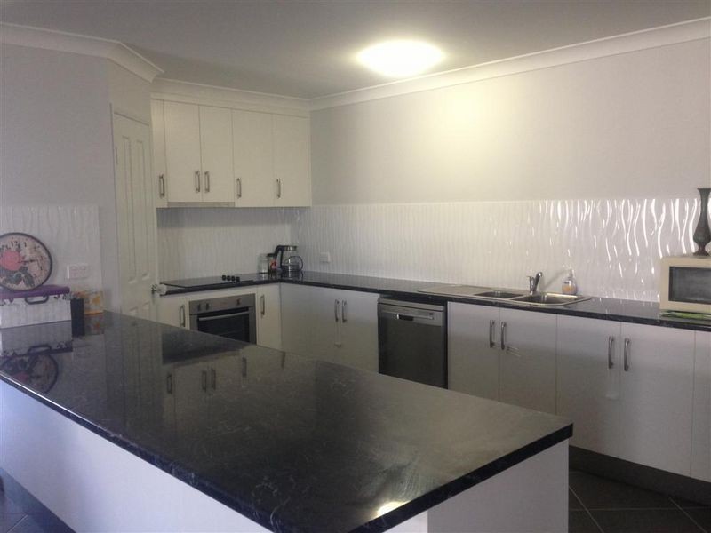 3 Lemon Grove, Bowen QLD 4805