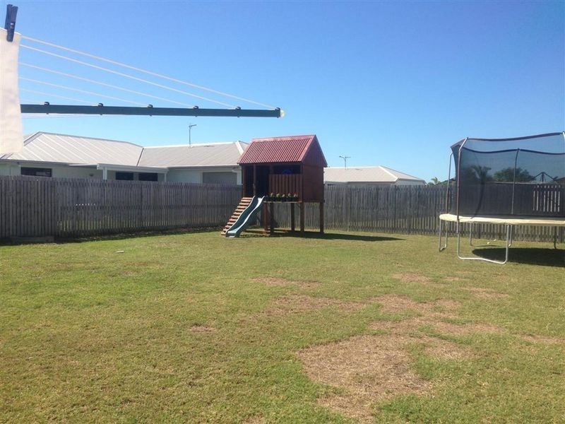 3 Lemon Grove, Bowen QLD 4805