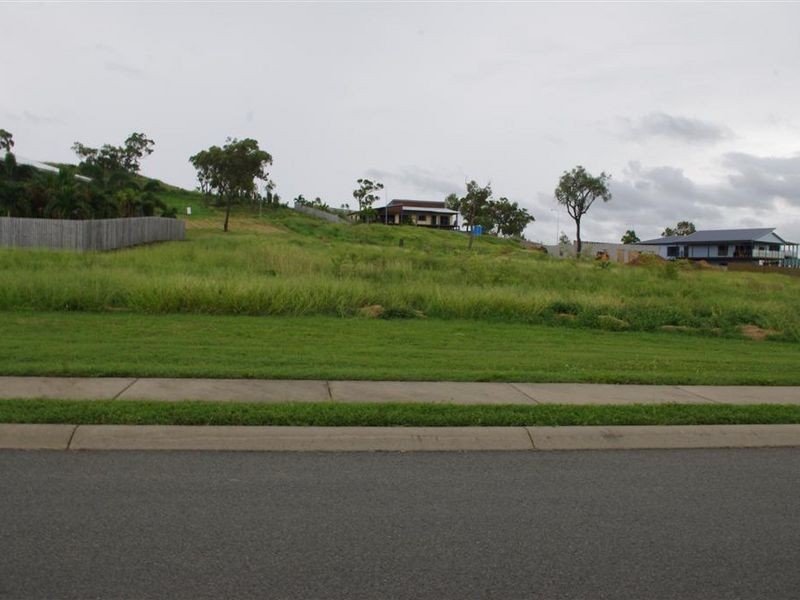 5 Marine Parade, Bowen QLD 4805