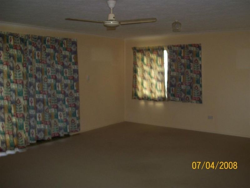 4/16 Avicennia Street, Bowen QLD 4805