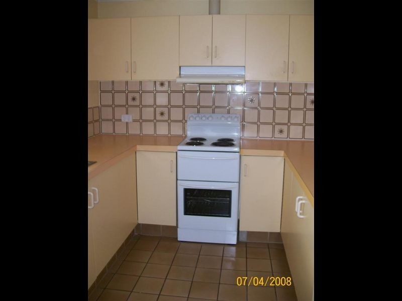 4/16 Avicennia Street, Bowen QLD 4805