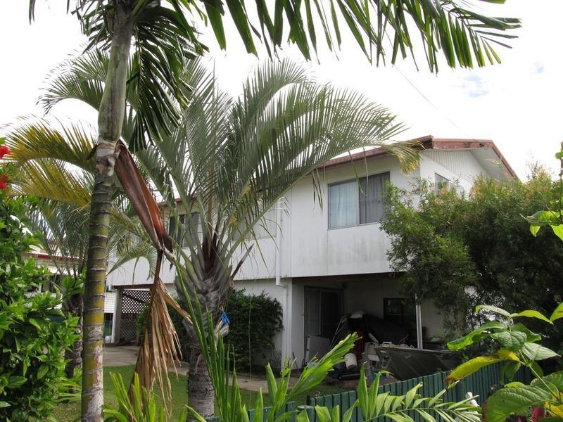 10 Daniel Street, Bowen QLD 4805