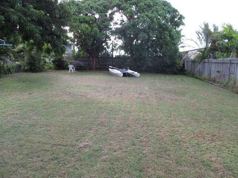 10 Daniel Street, Bowen QLD 4805