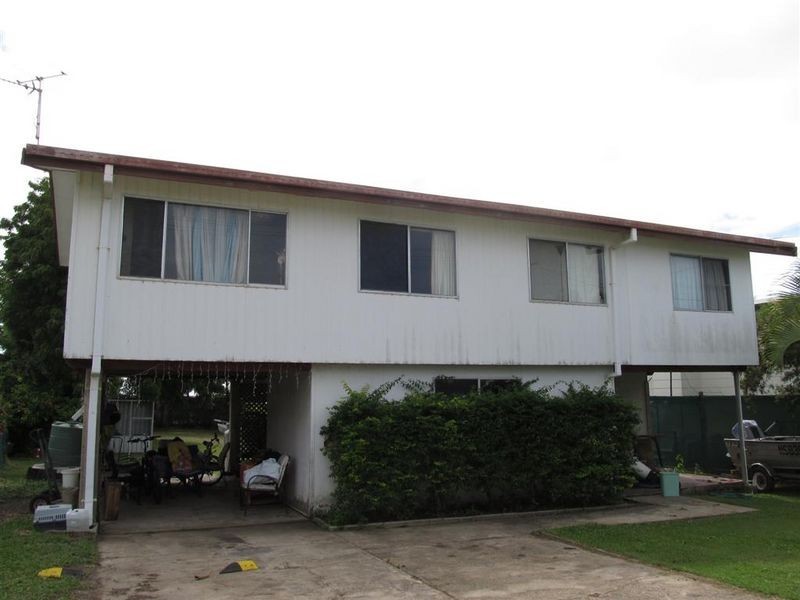 10 Daniel Street, Bowen QLD 4805