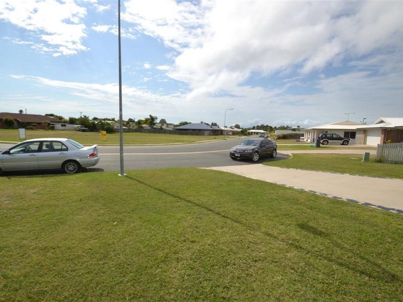 10 Hillview Place, Bowen QLD 4805