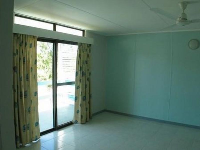 45 Holborne Street, Bowen QLD 4805