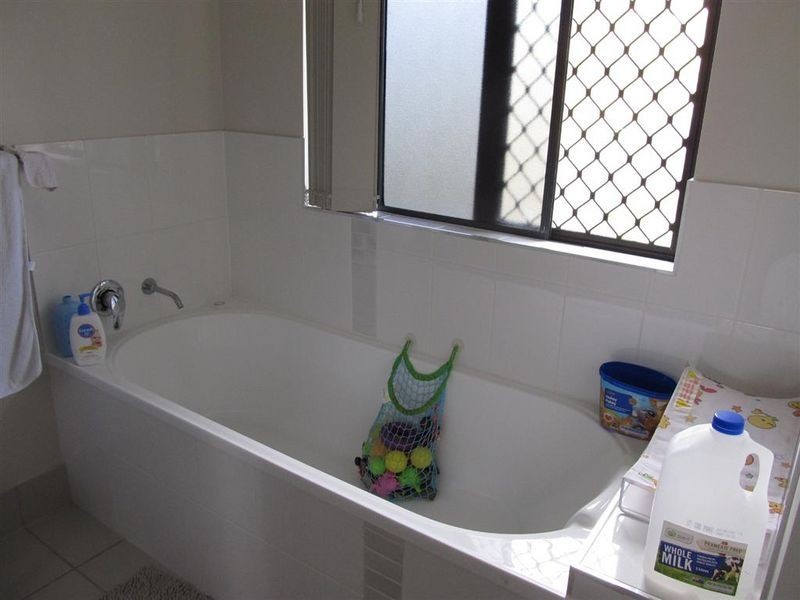 16 Sunshine Court, Bowen QLD 4805