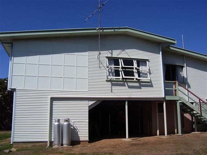 Room 8/89 Herbert Street, Bowen QLD 4805