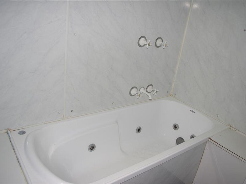 52 Ninth Avenue, Collinsville QLD 4804