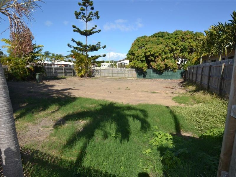 41 Sinclair Street, Bowen QLD 4805