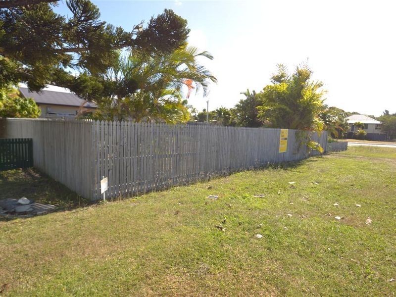 41 Sinclair Street, Bowen QLD 4805