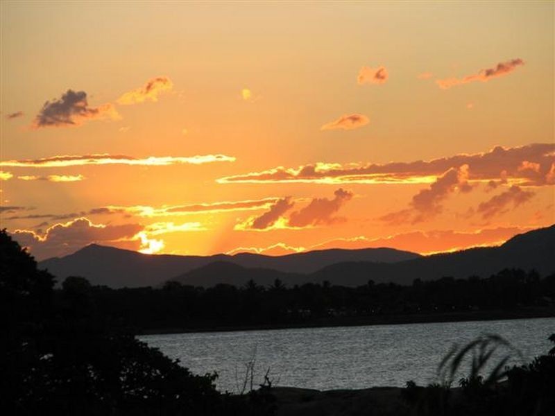 1/2b Horseshoe Bay Road, Bowen QLD 4805