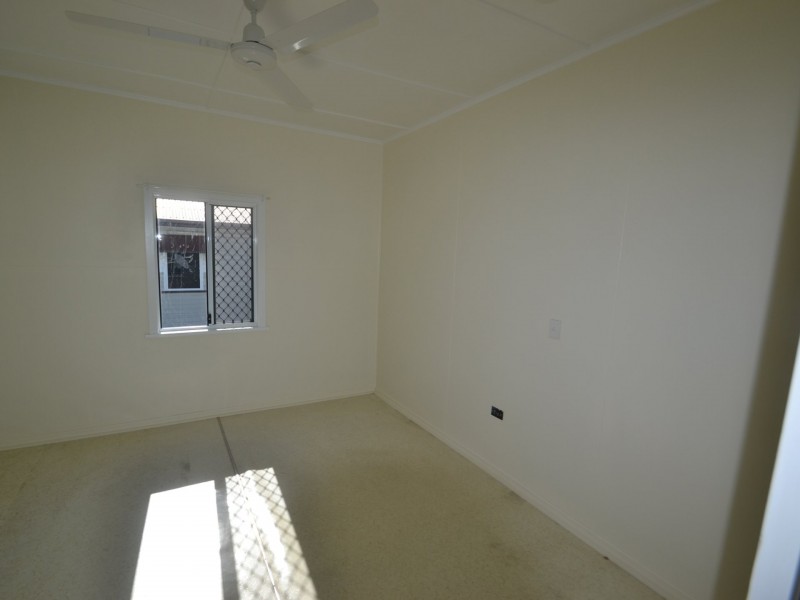 35 Livingstone Street, Bowen QLD 4805