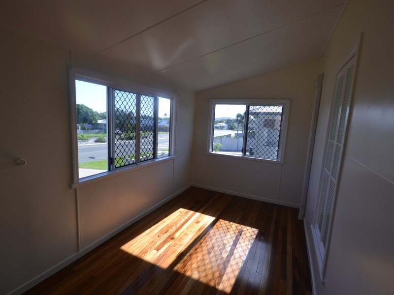 35 Livingstone Street, Bowen QLD 4805