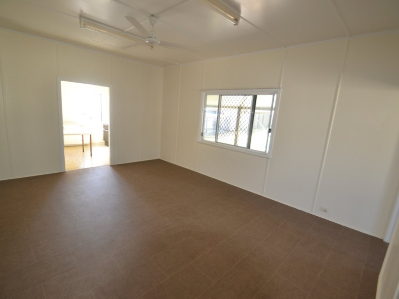 35 Livingstone Street, Bowen QLD 4805