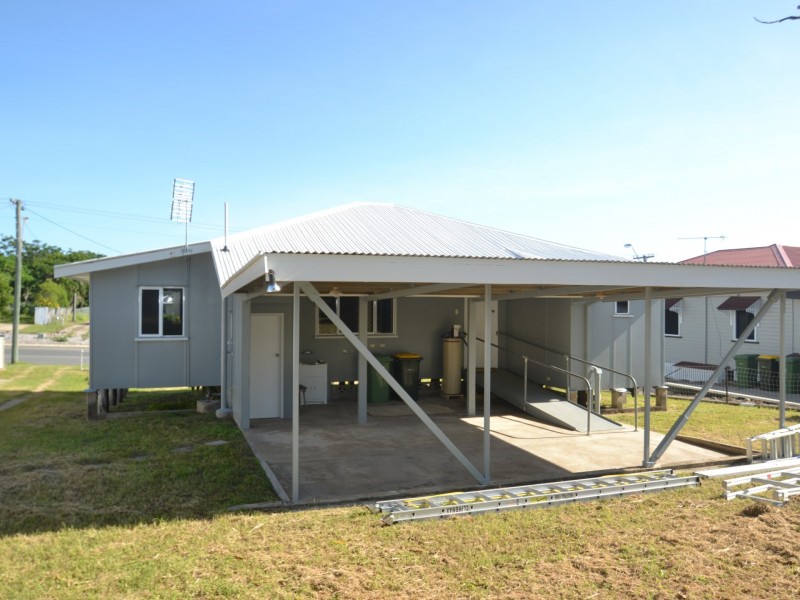 35 Livingstone Street, Bowen QLD 4805