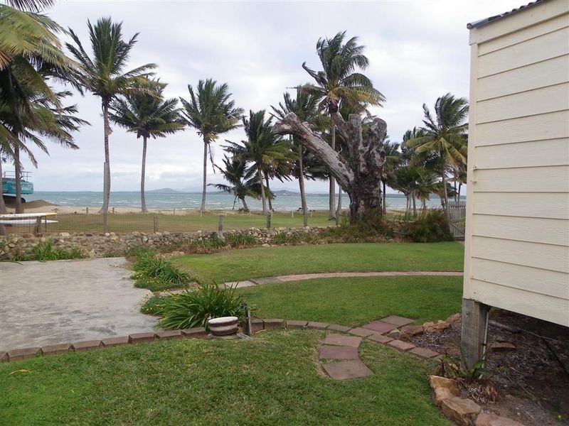 11 Thomas Street, Bowen QLD 4805