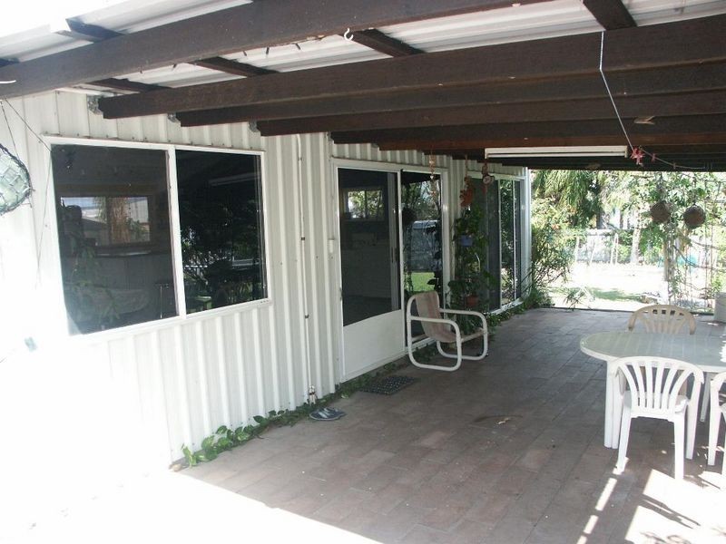 27 Elphinstone Street, Bowen QLD 4805