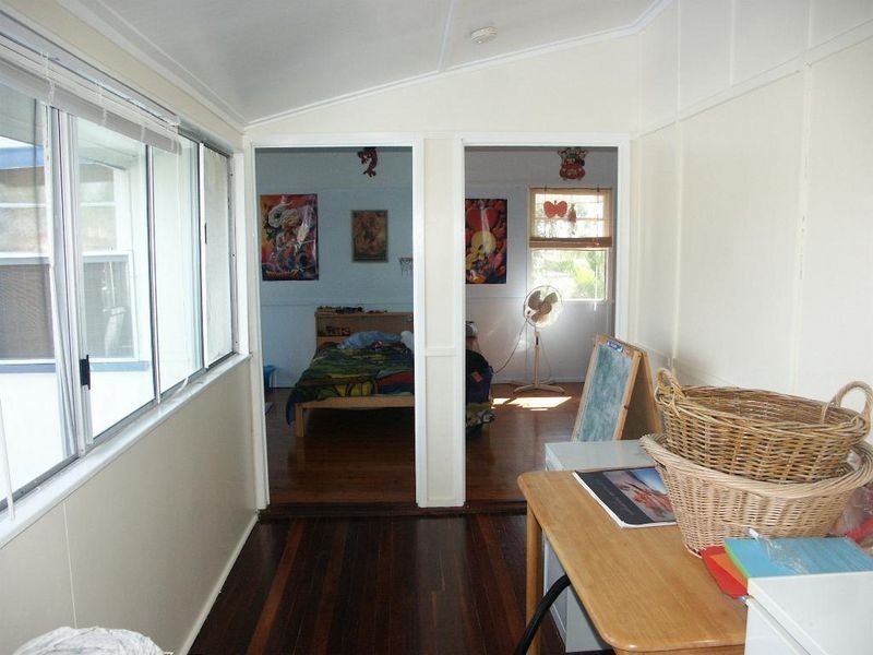 27 Elphinstone Street, Bowen QLD 4805