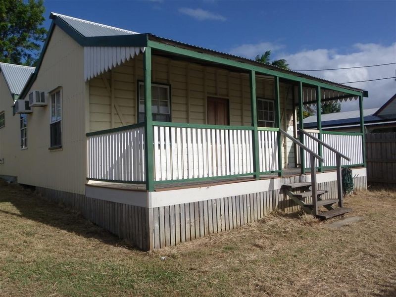 61 Reynolds Street, Bowen QLD 4805