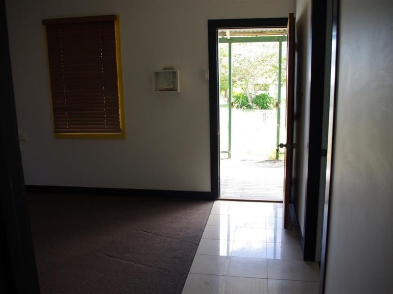 61 Reynolds Street, Bowen QLD 4805