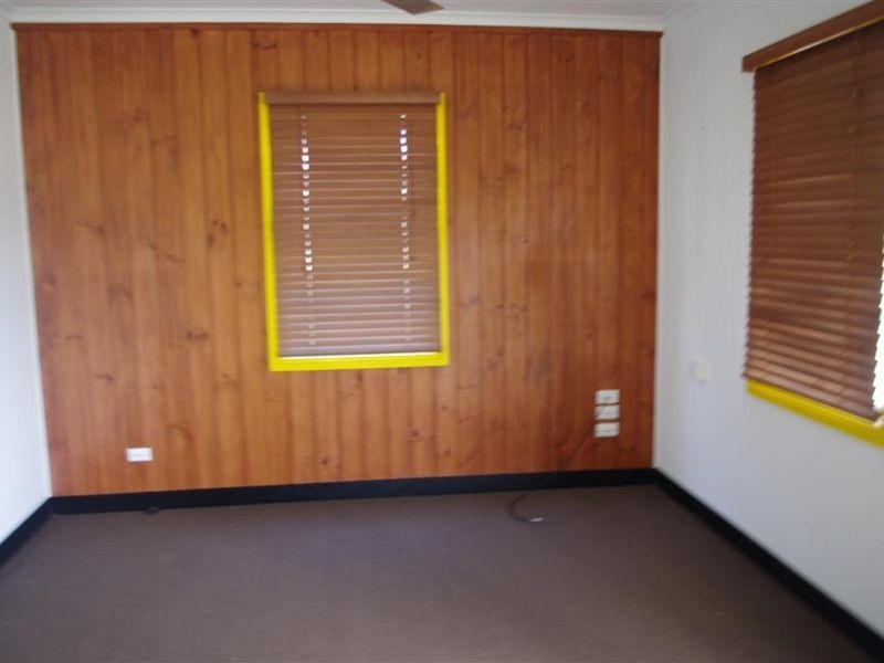 61 Reynolds Street, Bowen QLD 4805