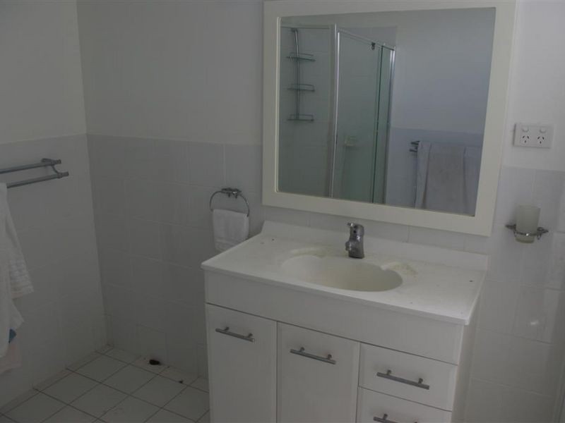 61 Reynolds Street, Bowen QLD 4805