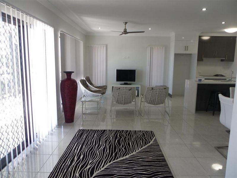 9 Allan Place, Bowen QLD 4805