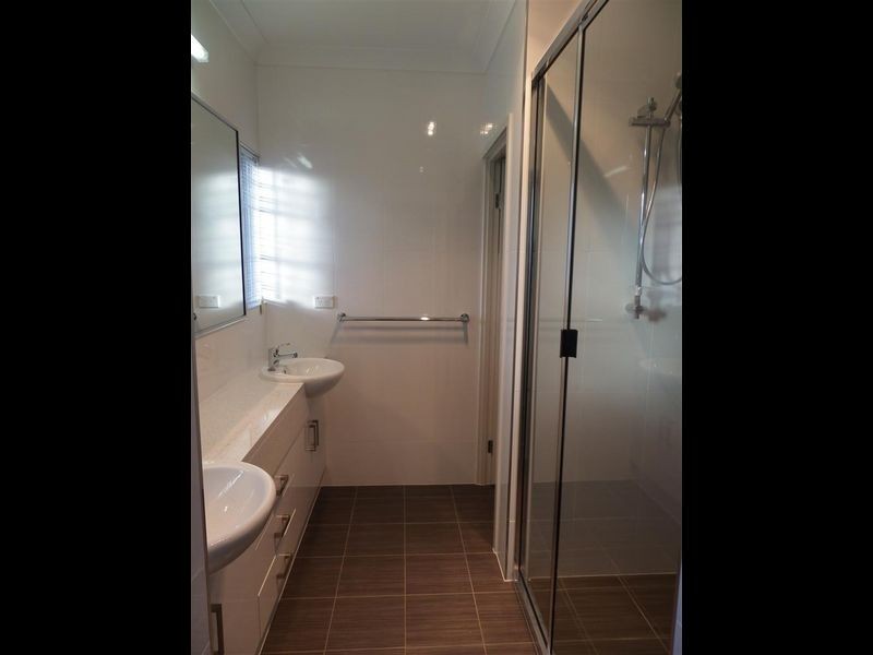 9 Allan Place, Bowen QLD 4805