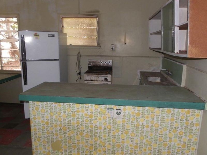 22 Horseshoe Bay Road, Bowen QLD 4805