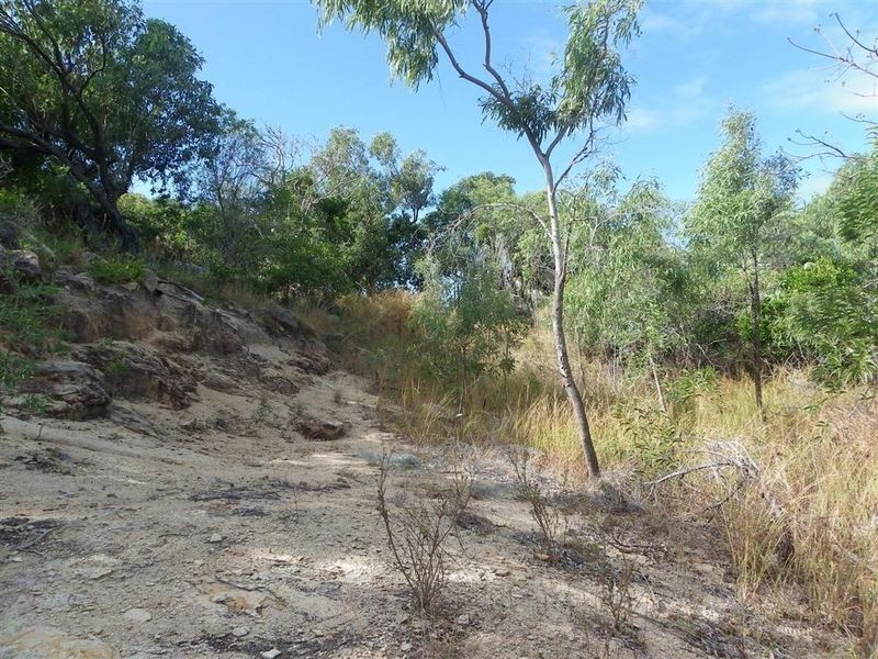22 Rose Bay Road, Bowen QLD 4805