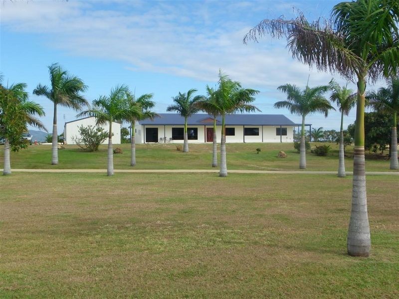 129 Inveroona Road, Bowen QLD 4805