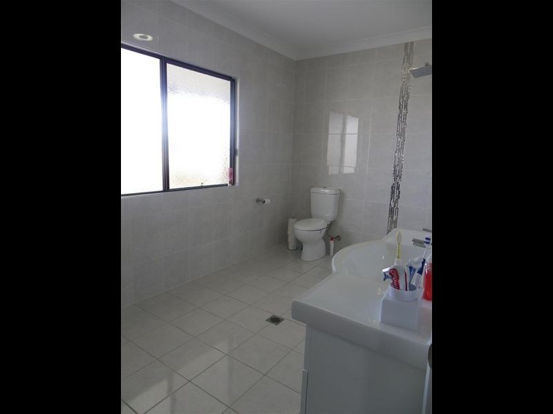 129 Inveroona Road, Bowen QLD 4805