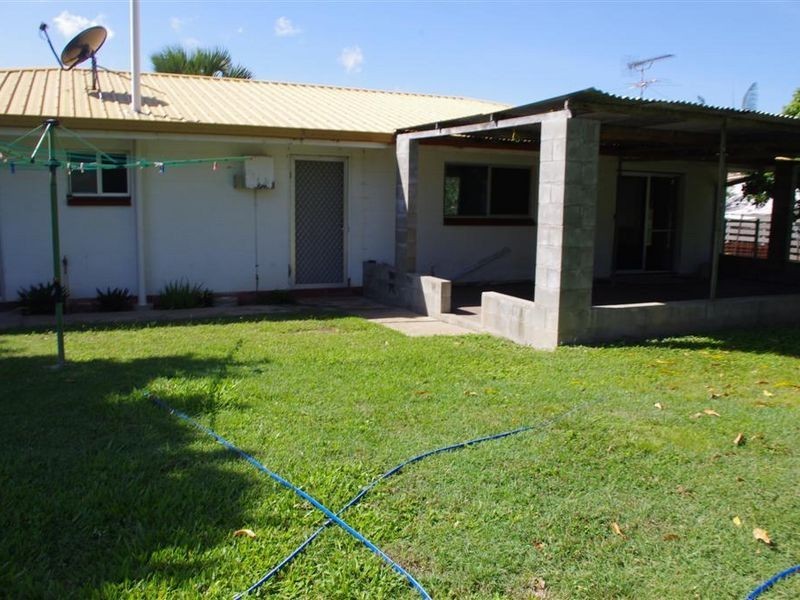 7 Queens Road, Bowen QLD 4805